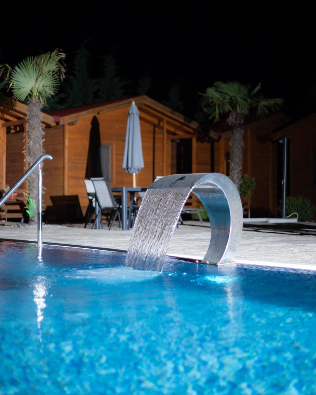 Sunny Garden Hotel Ulcinj Exterior photo